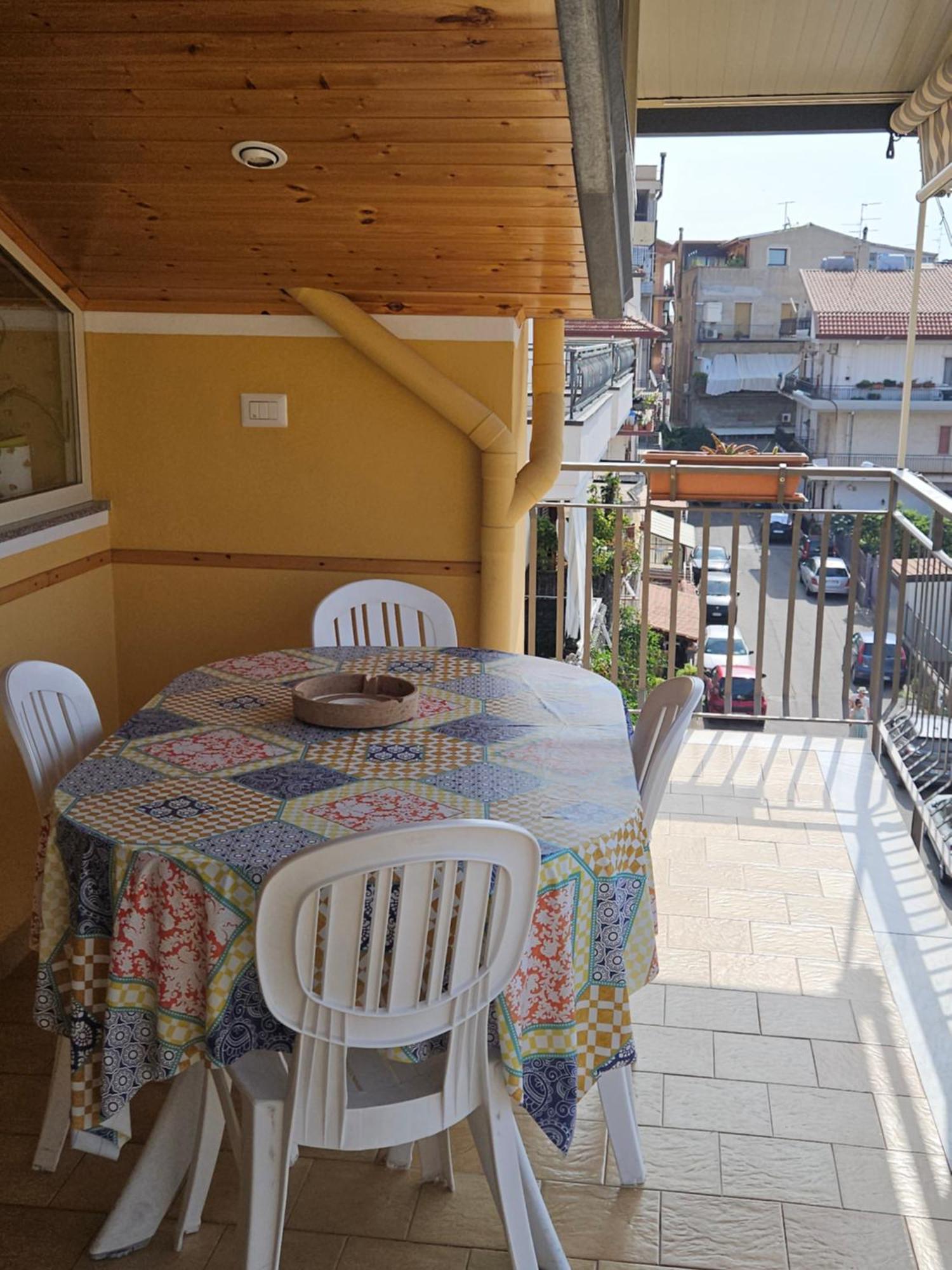 Tiziana Apartment Giardini Naxos Exterior photo
