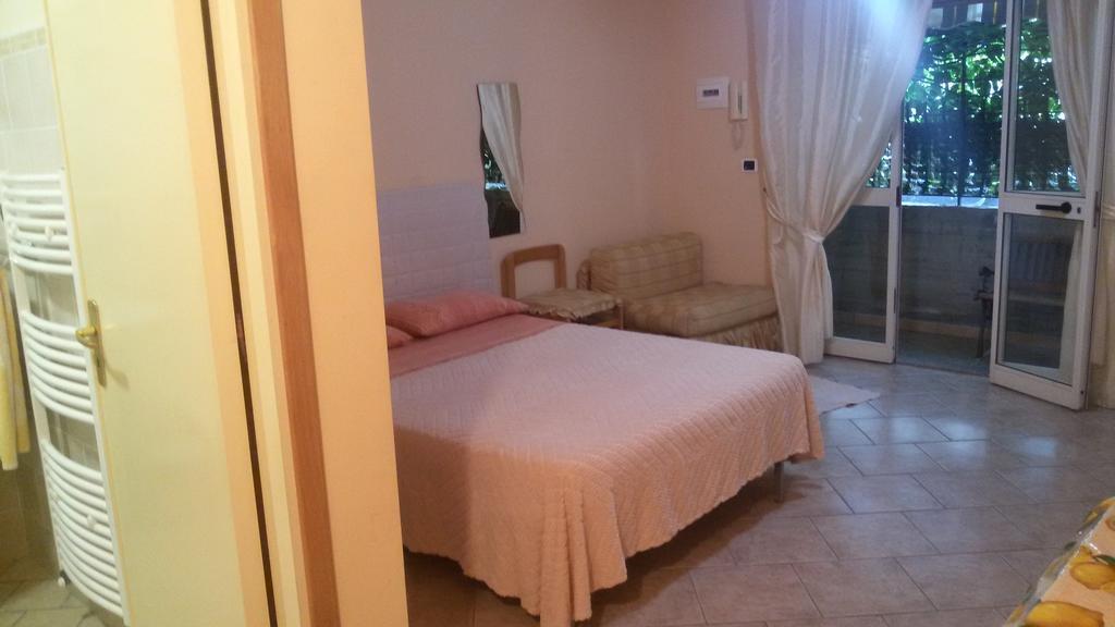 Tiziana Apartment Giardini Naxos Exterior photo